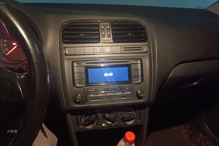 Volkswagen Polo 2016 #15 Volkswagen Polo 2016 car image #15