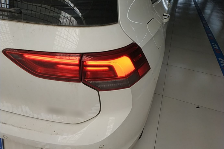 Volkswagen Golf 2022 #8 Volkswagen Golf 2022 car image #8