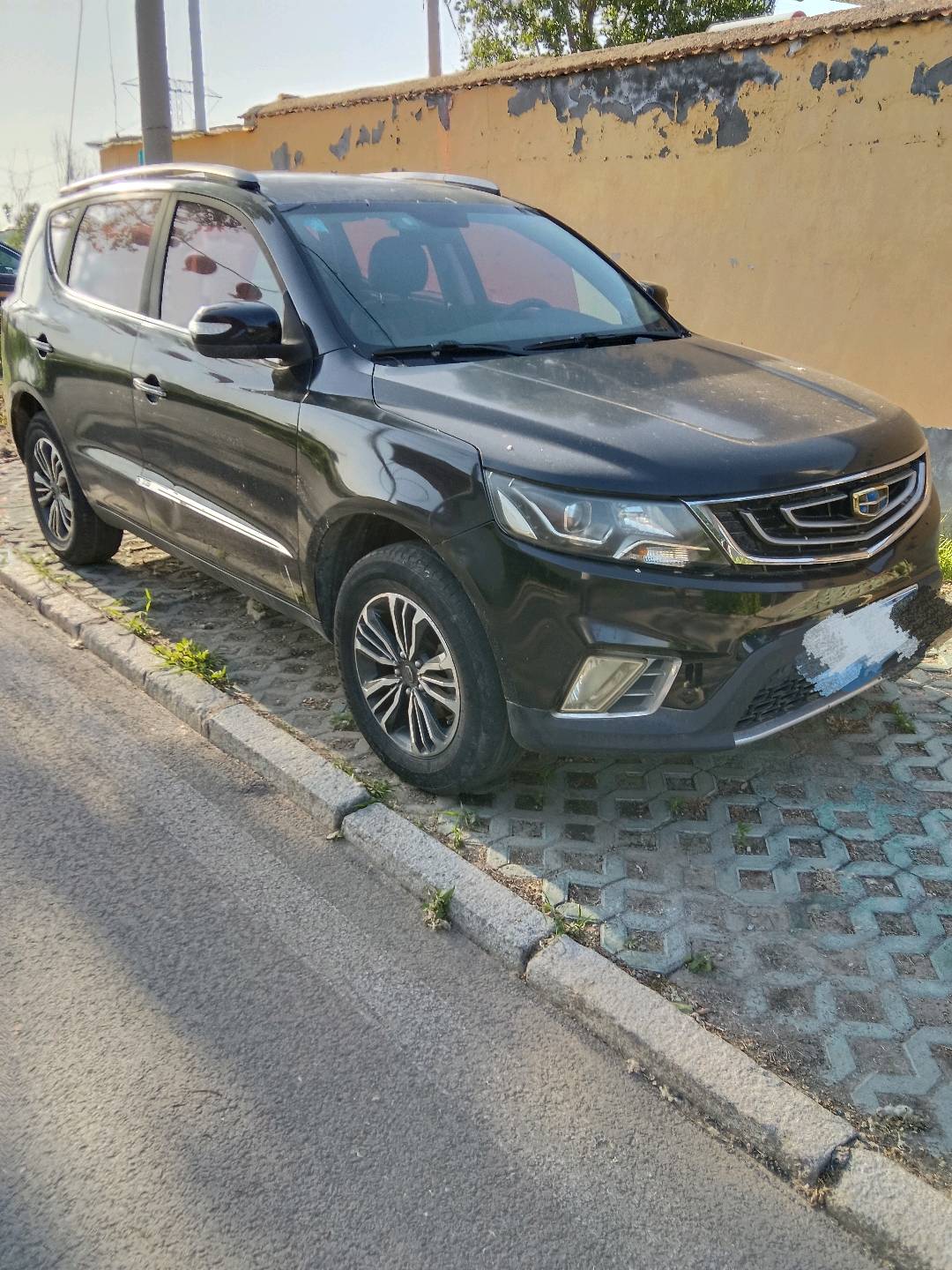 GEELY Vision X6 2018 car image #2