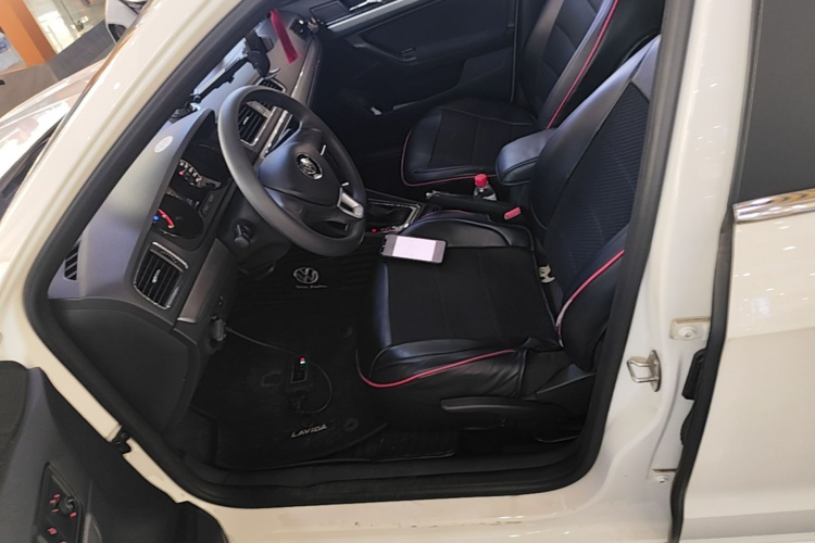 Volkswagen Lavida 2018 #15 Volkswagen Lavida 2018 car image #15