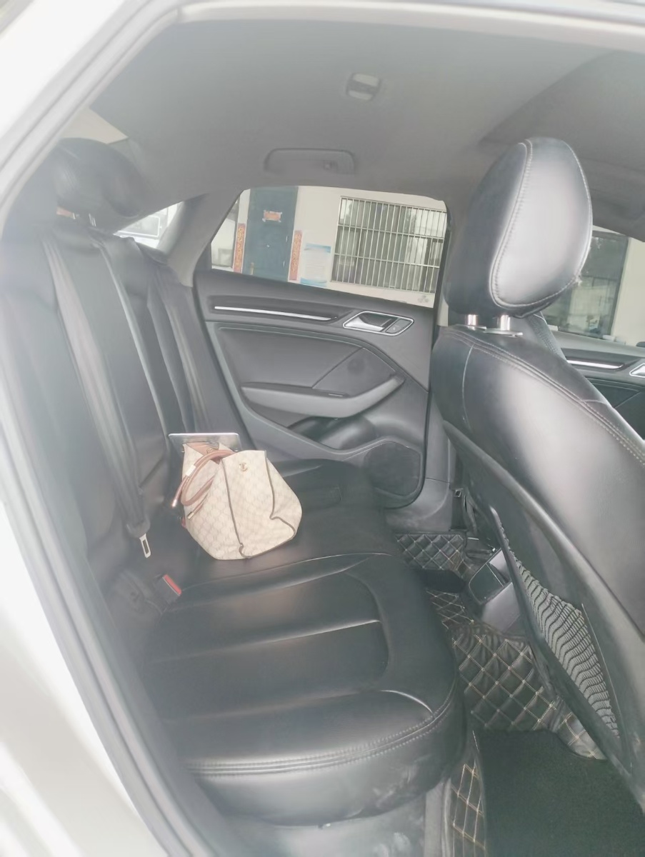 Audi A3 2018 car image #5