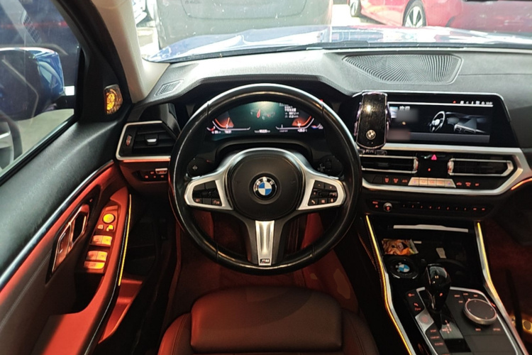 BMW 3 Series 2020 #11 BMW 3 Series 2020 car image #11