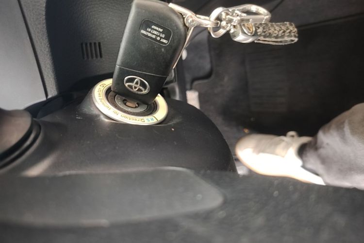 Toyota Corolla 2017 #9 Toyota Corolla 2017 car image #9