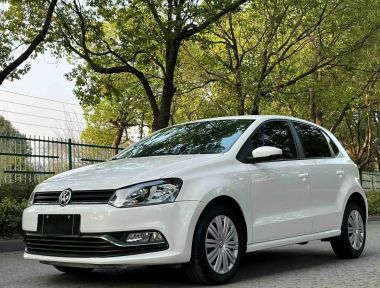 Volkswagen Polo 2018 car image 