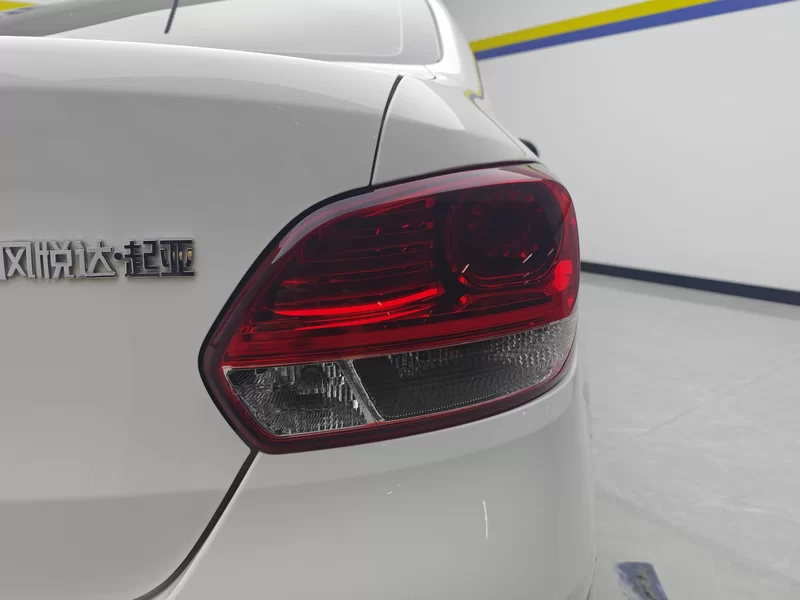 Kia Pegas 2018 imagen de coche #5