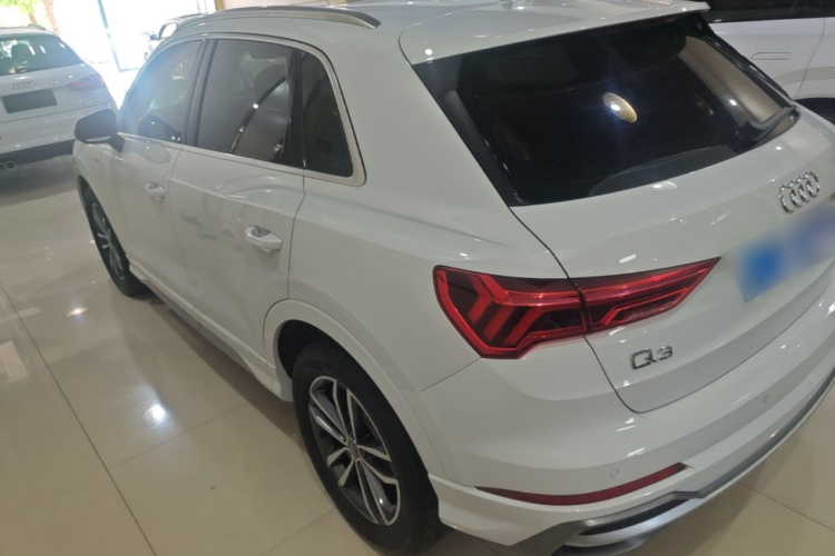 Audi Q3 2020 #5 Audi Q3 2020 car image #5