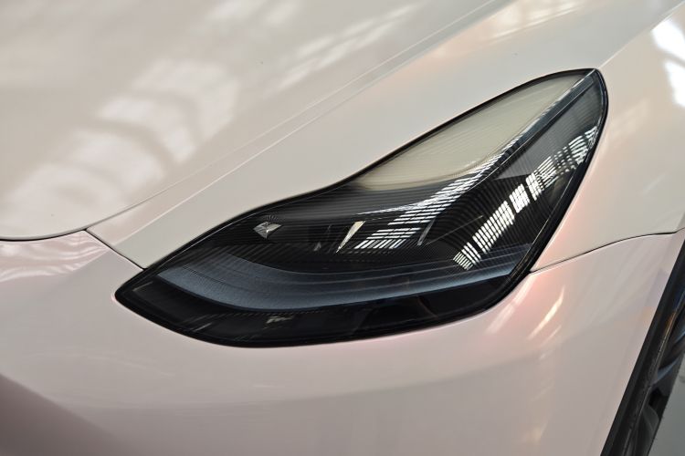 Tesla Model Y 2024 #23 Tesla Model Y 2024 car image #23