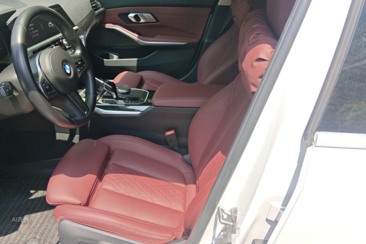 BMW 3 Series 2022 صورة سيارة #17