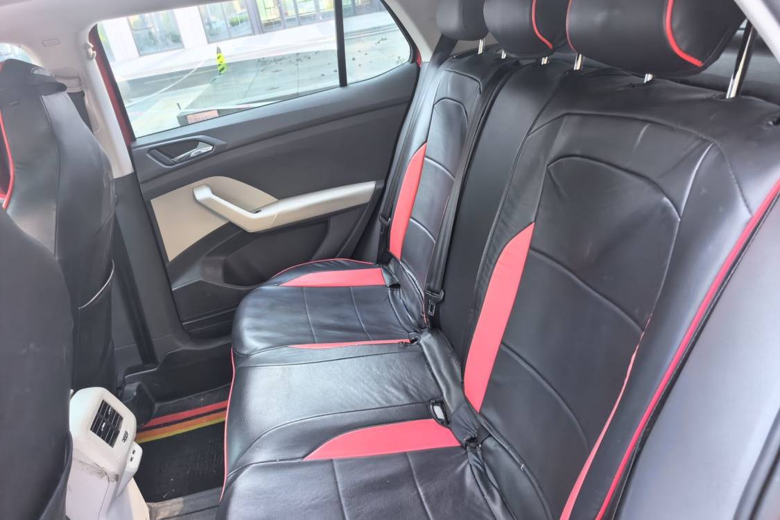 Volkswagen T-Cross 2019 #19 Volkswagen T-Cross 2019 car image #19
