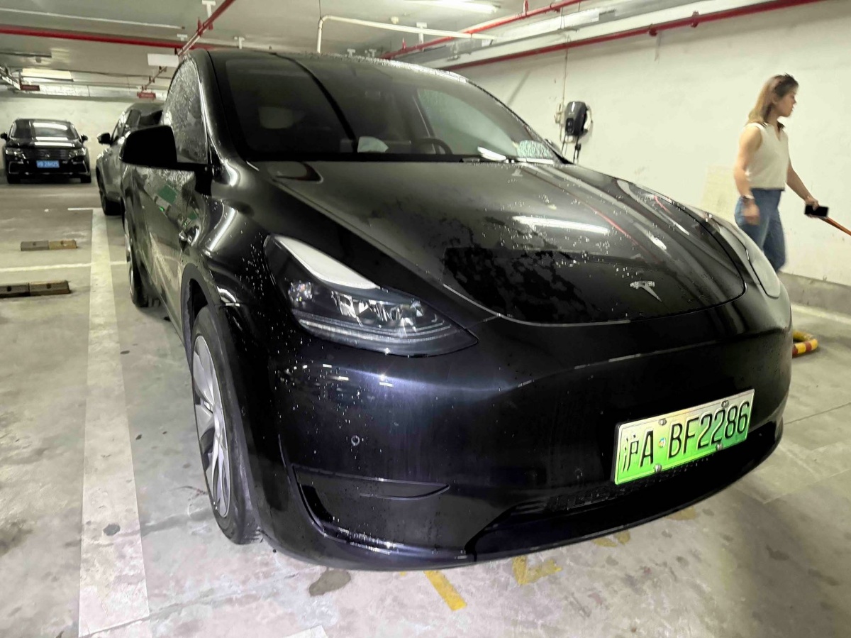 Tesla Model Y 2022 #2 Tesla Model Y 2022 car image #2