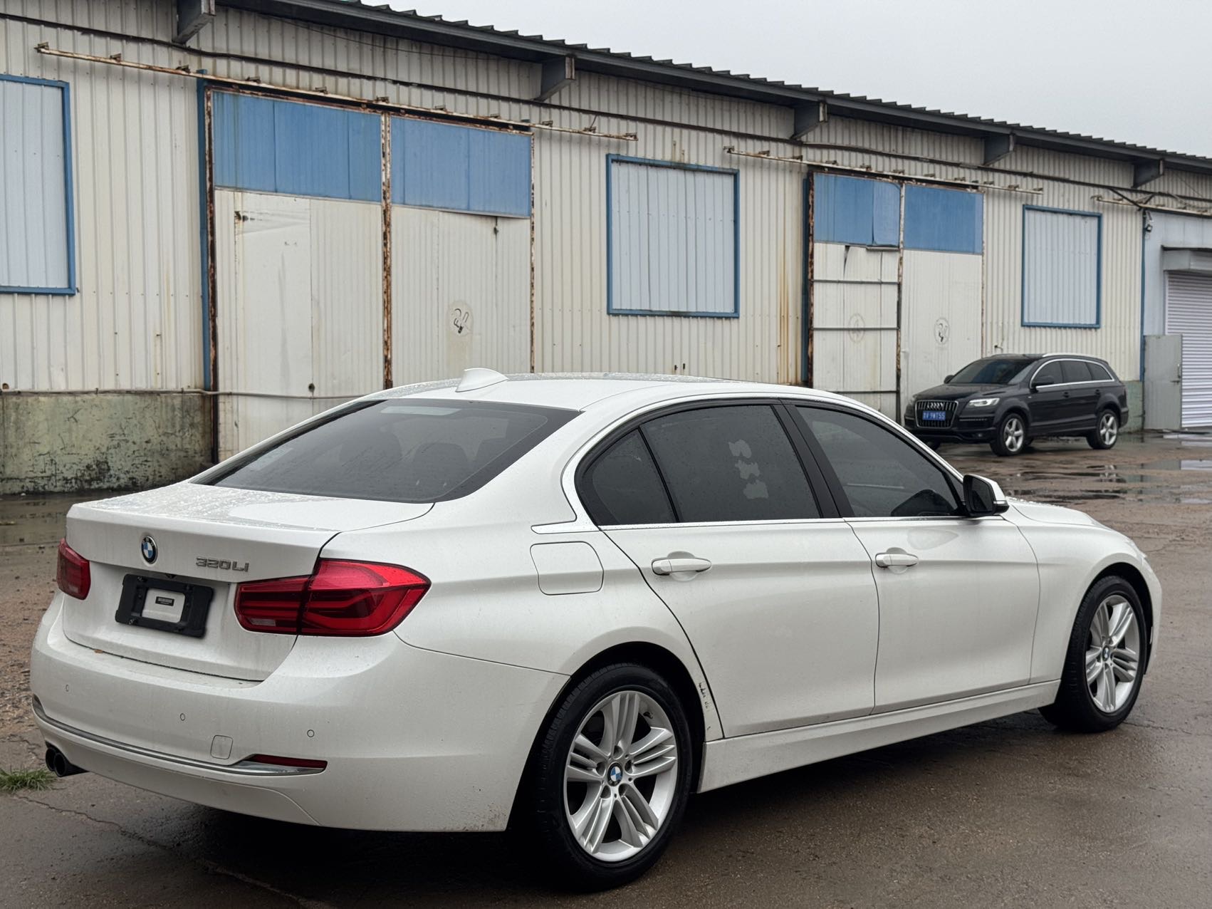 BMW 3 Series 2017 #9 BMW 3 Series 2017 car image #9