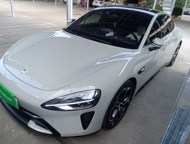 MI SU7 2025 car image 