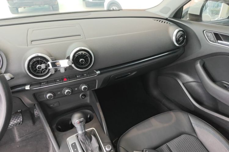 Audi A3 2020 #13 Audi A3 2020 car image #13
