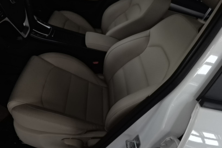 GEELY Emgrand 2018 immagine di auto #15