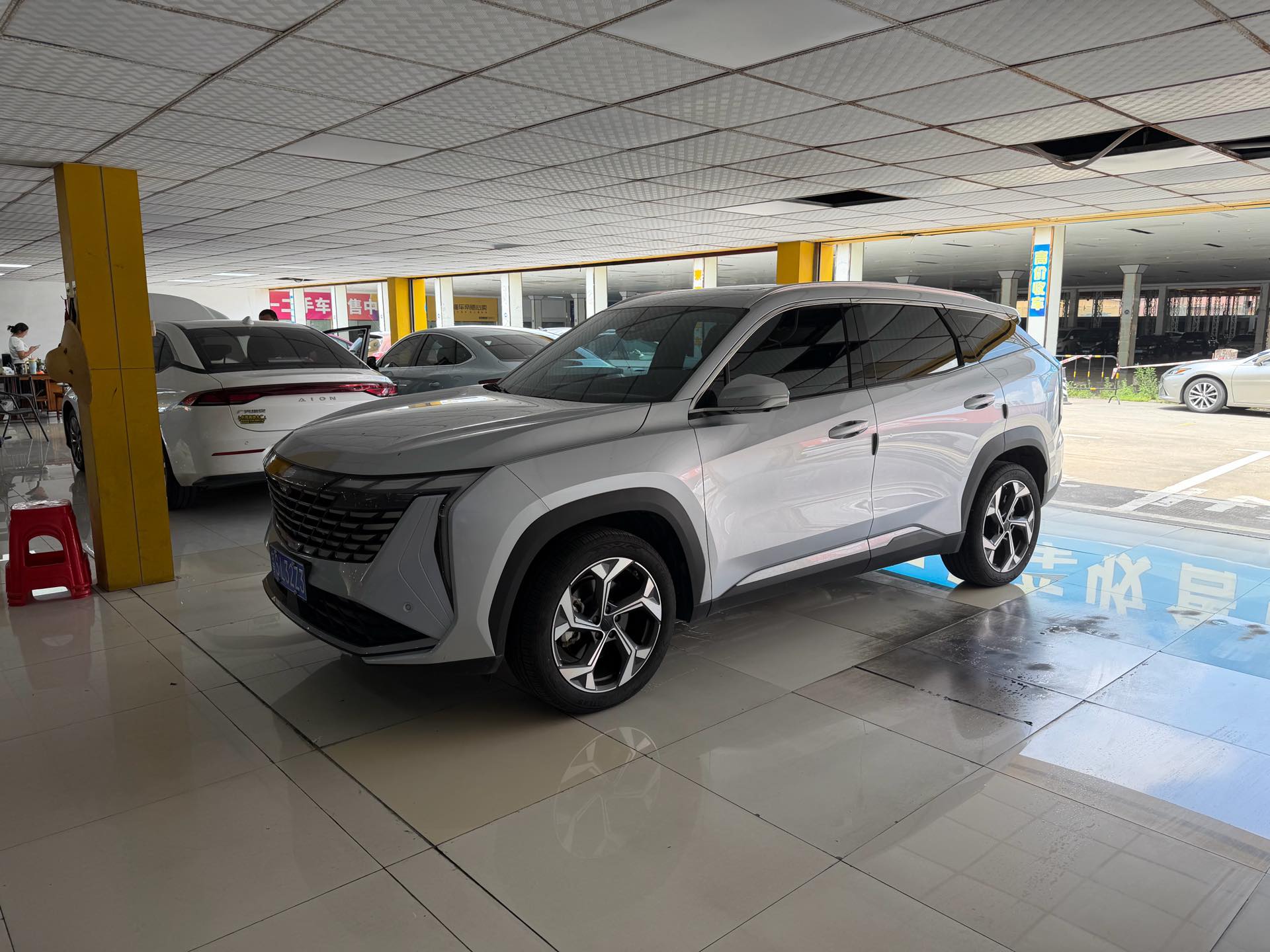 GEELY Boyue L 2025 GEELY Boyue L 2025 car image