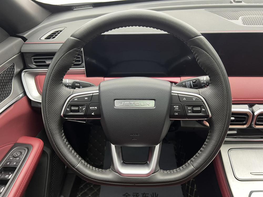 Jetour X70 PLUS 2023 #18 Jetour X70 PLUS 2023 car image #18
