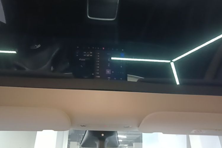 Tesla Model Y 2021 #18 Tesla Model Y 2021 immagine di auto #18