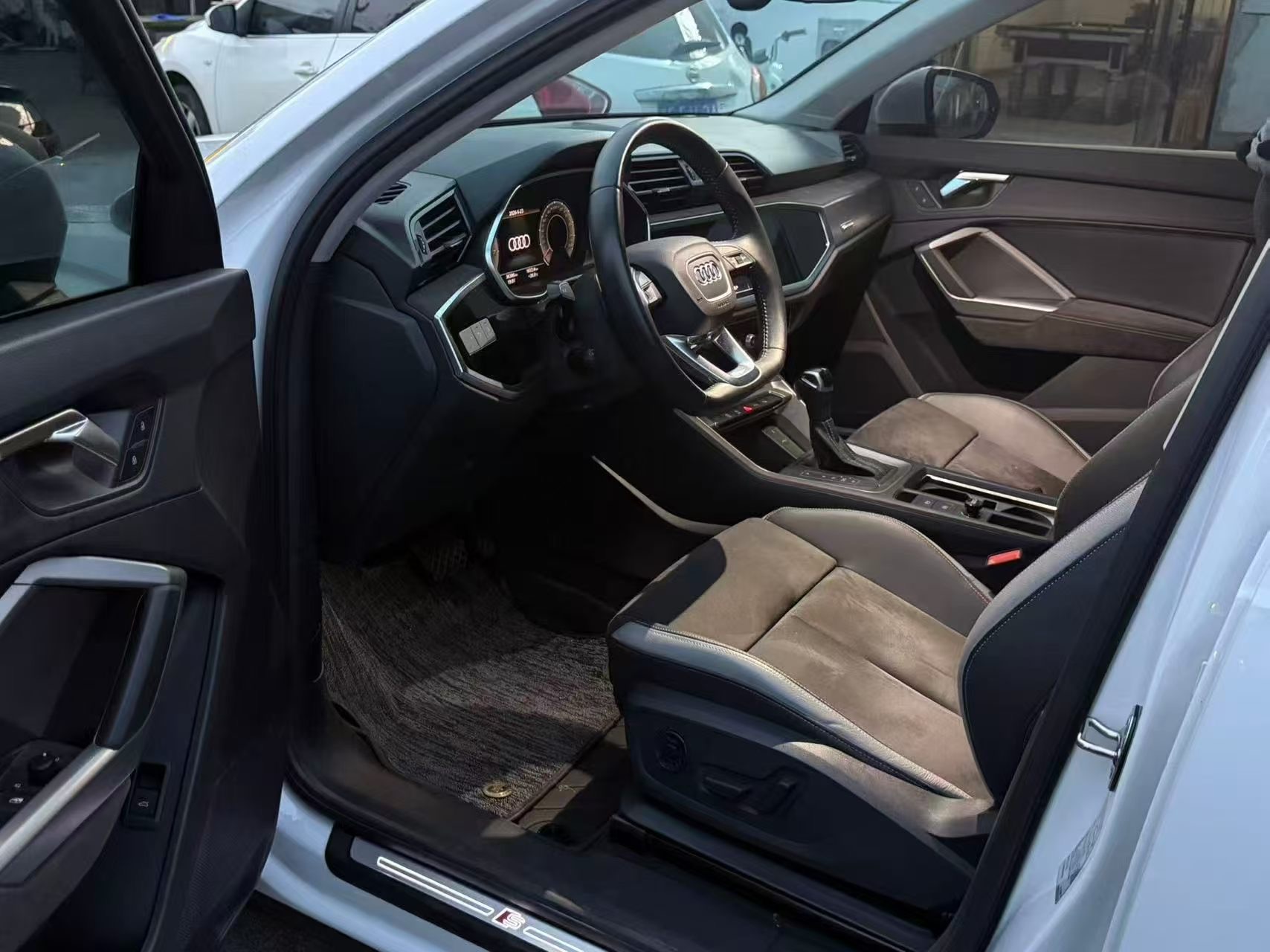 Audi Q3 2023 #2 Audi Q3 2023 immagine di auto #2