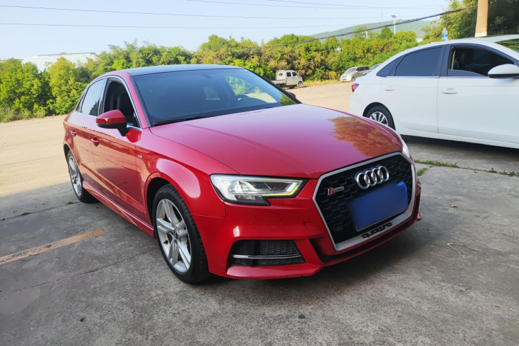 Audi A3 2019 car image #4