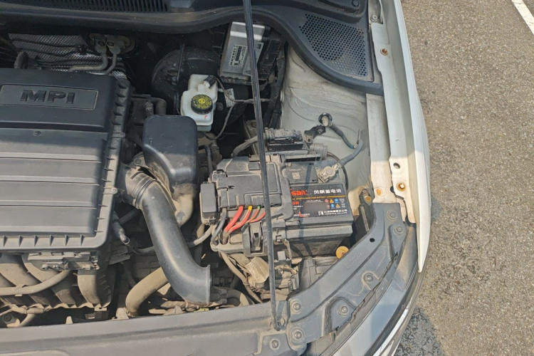 Volkswagen Polo 2018 car image #23