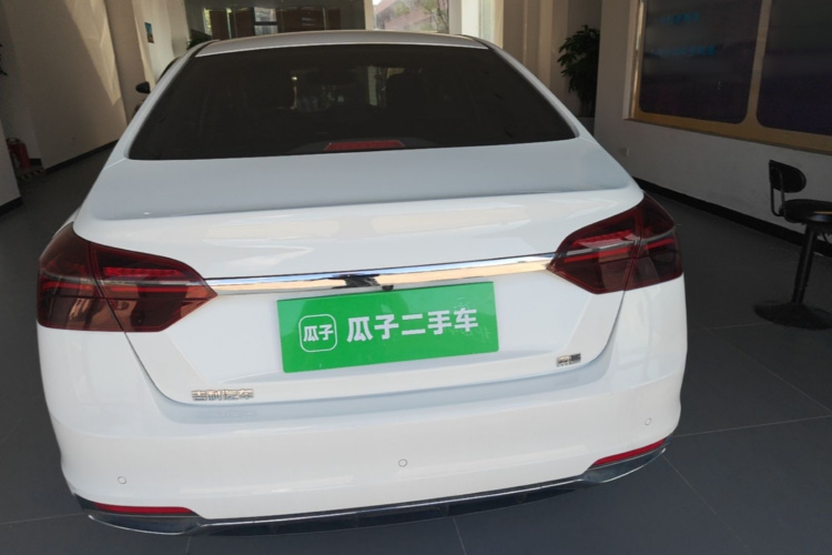 GEELY Emgrand 2021 car image #6