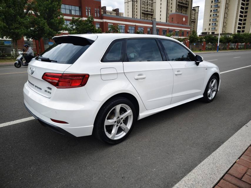 Audi A3 2020 car image #7