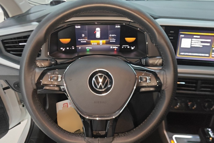 Volkswagen Polo 2024 car image #11