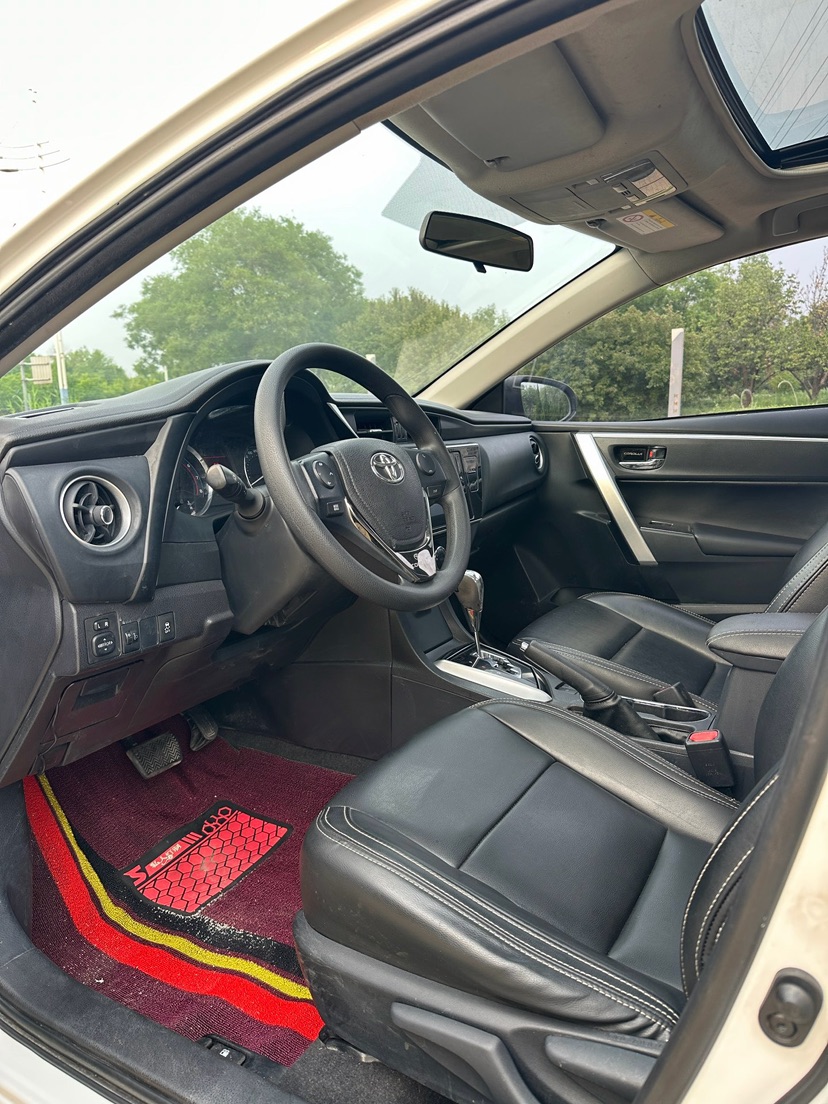 Toyota Corolla 2017 #8 Toyota Corolla 2017 car image #8