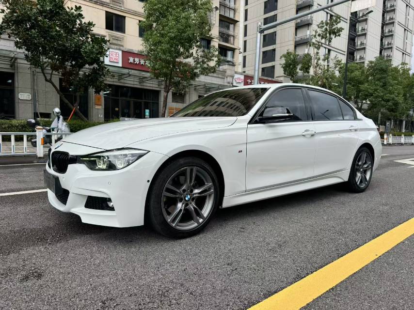 BMW 3 Series 2019 #2 BMW 3 Series 2019 car image #2