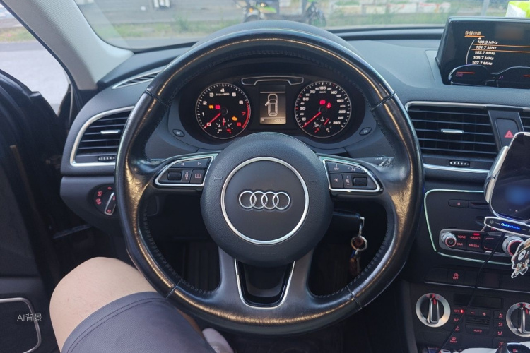 Audi Q3 2015 #12 Audi Q3 2015 car image #12
