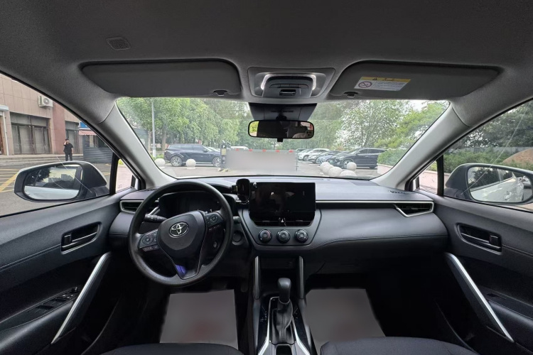 Toyota Corolla Cross 2024 car image #9