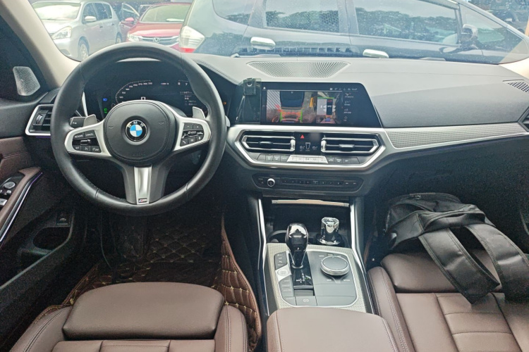 BMW 3 Series 2021 imagen de coche #10