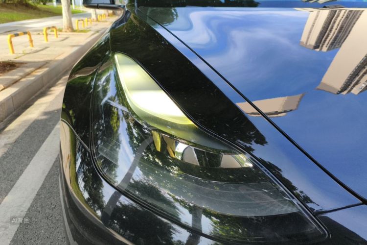 Tesla Model 3 2021 car image #8