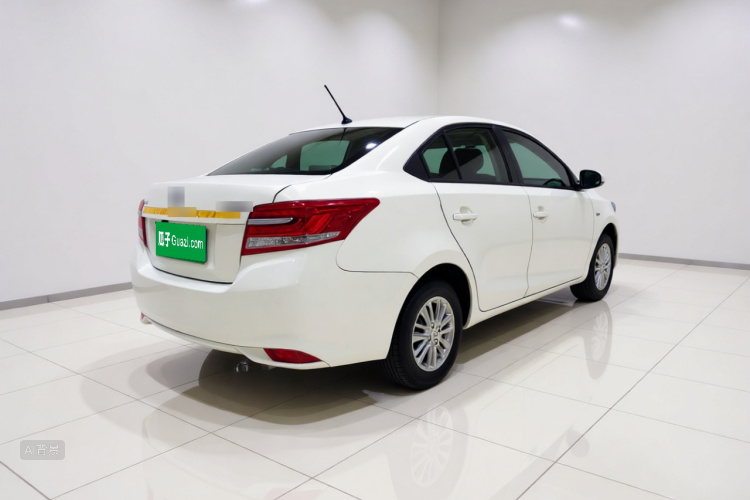 Toyota Vios 2018 immagine di auto #7