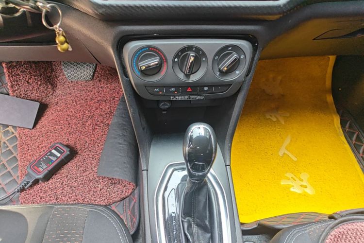 Chery Tiggo 3x 2019 #14 Chery Tiggo 3x 2019 car image #14