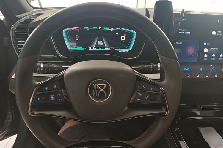 BYD Han 2022 car image #11