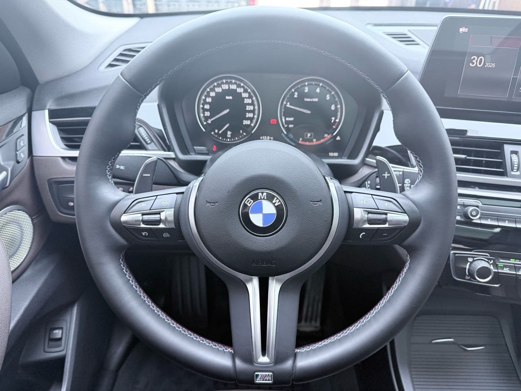 2022 car image #10