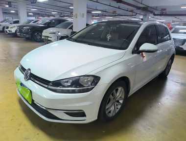Volkswagen Golf 2018 car image 