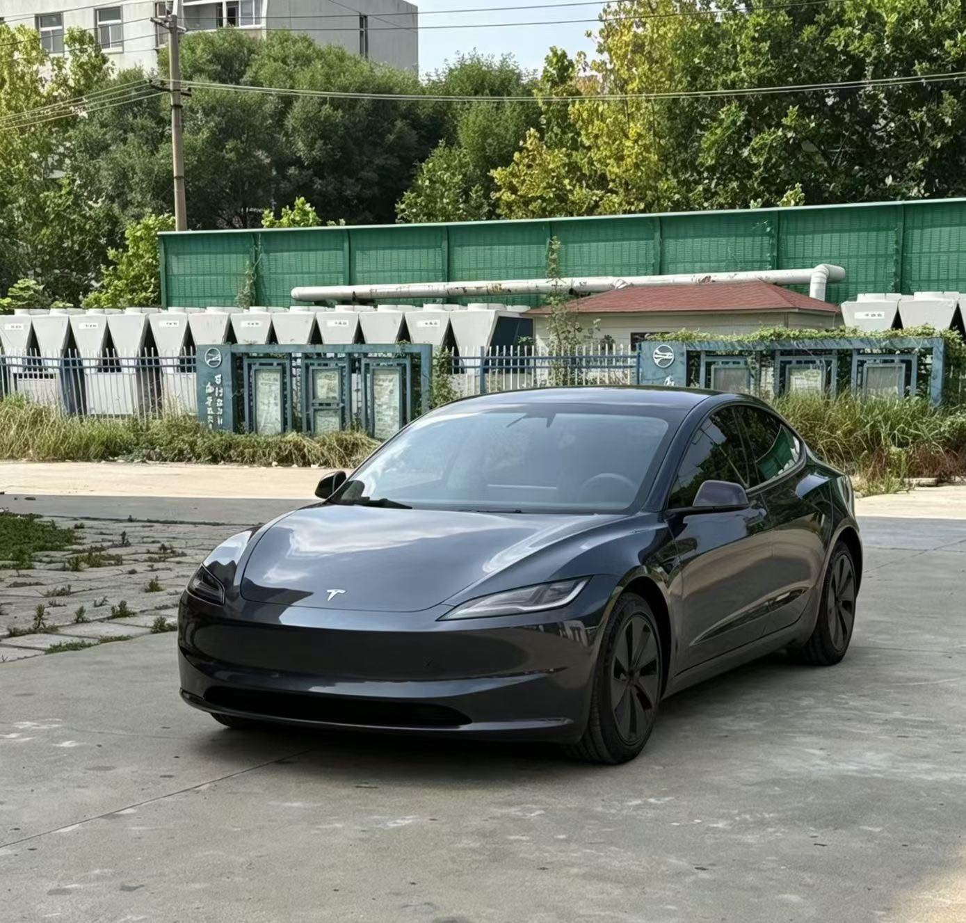 Tesla Model 3 2024 Tesla Model 3 2024 car image