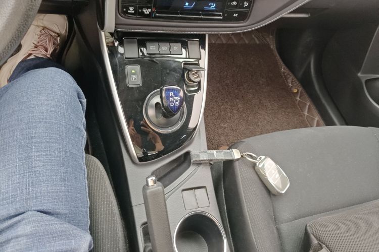Toyota Corolla Hybird E+ 2021 immagine di auto #14