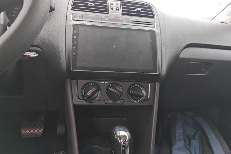 Volkswagen Polo 2019 #17 Volkswagen Polo 2019 car image #17