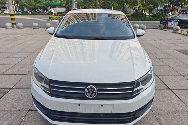 Volkswagen Santana 2019 صورة سيارة #3