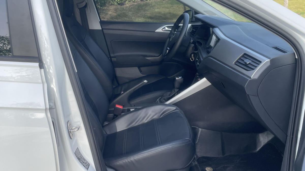 Volkswagen Polo 2023 car image #12