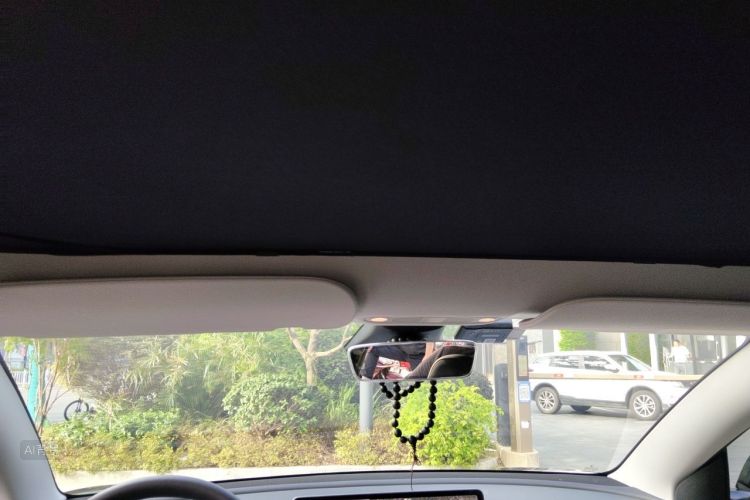 Tesla Model 3 2021 car image #20