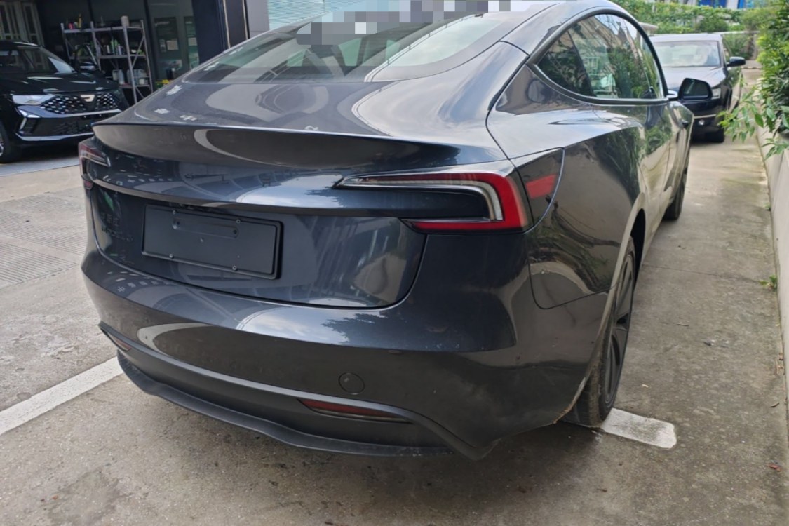 Tesla Model 3 2026 #4 Tesla Model 3 2026 immagine di auto #4