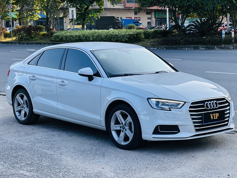 Audi A3 2020 car image #3