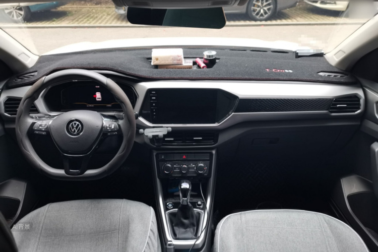 Volkswagen T-Cross 2022 #11 Volkswagen T-Cross 2022 car image #11