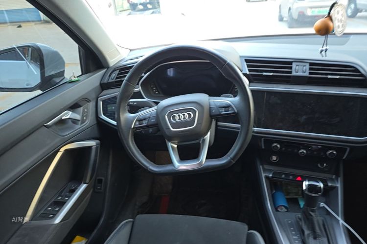 Audi Q3 2023 #12 Audi Q3 2023 car image #12