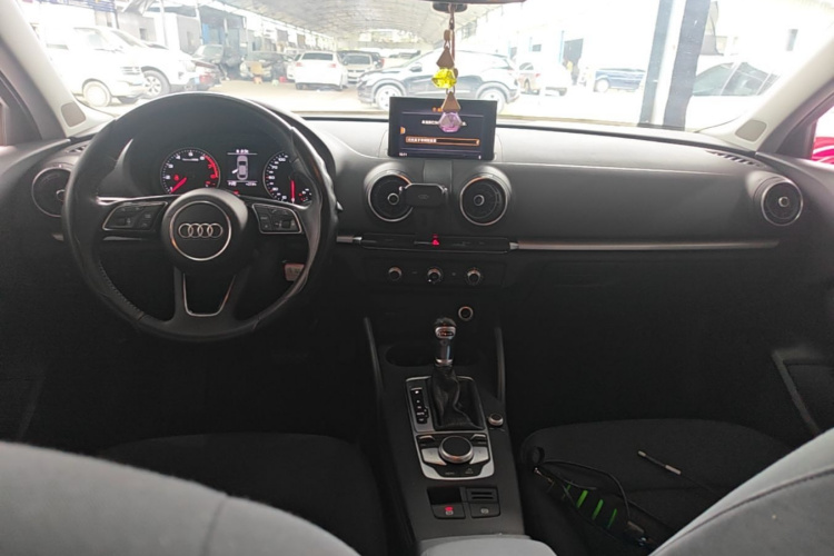 Audi A3 2019 #10 Audi A3 2019 car image #10