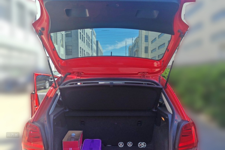 Volkswagen Polo 2018 car image #21